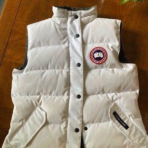 Canada Goose Freestyle white down vest